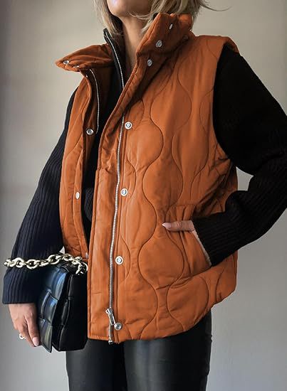 PAMMY™ - Gilet classique matelassé à boutons et fermeture éclair avec col
